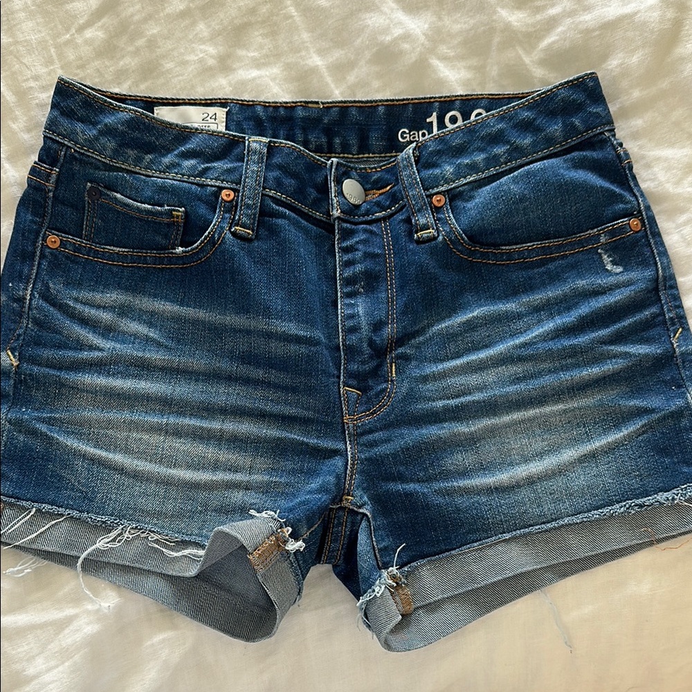 Gap Women's Blue Denim Shorts